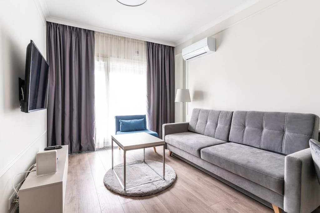 Chic & Luxury Apartment By Mennica Residence Warszawa Zewnętrze zdjęcie