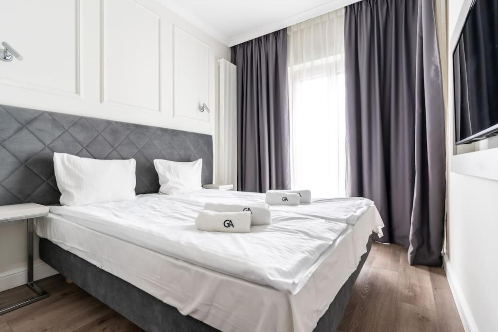 Chic & Luxury Apartment By Mennica Residence Warszawa Zewnętrze zdjęcie