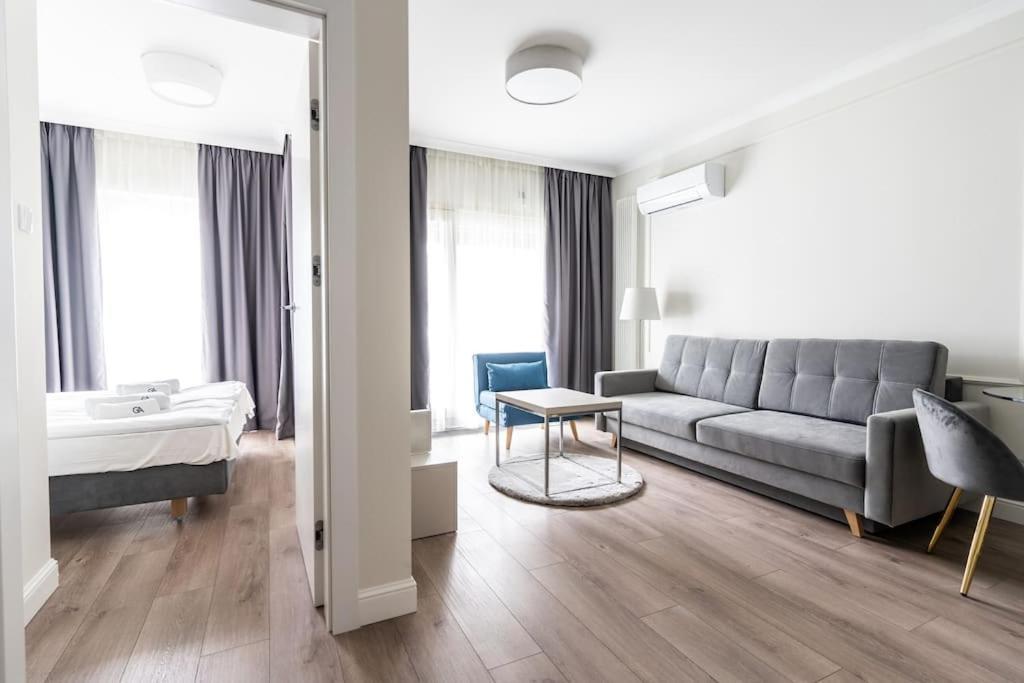 Chic & Luxury Apartment By Mennica Residence Warszawa Zewnętrze zdjęcie