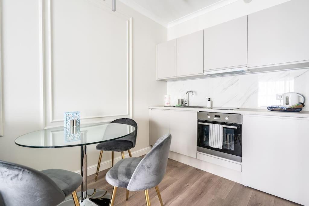 Chic & Luxury Apartment By Mennica Residence Warszawa Zewnętrze zdjęcie
