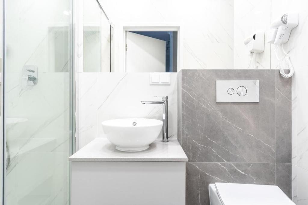 Chic & Luxury Apartment By Mennica Residence Warszawa Zewnętrze zdjęcie